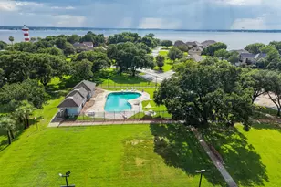 2019 Lakewood Ct, Willis, TX 77318 - Photo 22