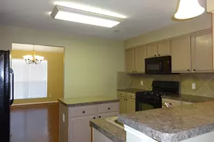 16727 Foursquare Dr, Conroe, TX 77385 - Photo 2