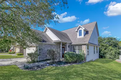 130 April Cove, Conroe, TX 77356 - Photo 2