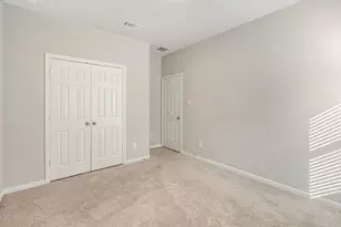 2926 Grand Hawthorne Rd, Conroe, TX 77385 - Photo 26