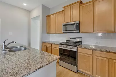 2926 Grand Hawthorne Road, Conroe, TX 77385 - Photo 8