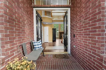 6618 Barronton Drive, Spring, TX 77389 - Photo 10