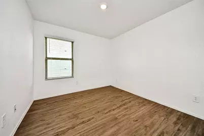 18915 Sorento Bay Lane, Hockley, TX 77447 - Photo 4