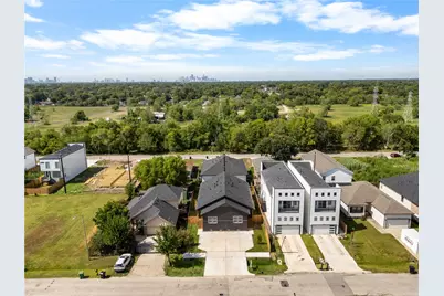 5321 Rue Street, Houston, TX 77033 - Photo 22
