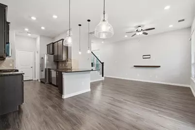 4739 Glen Isle Drive, Houston, TX 77009 - Photo 10