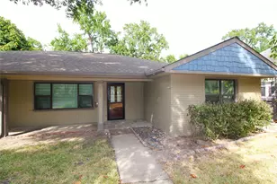 6729 Sylvan Rd, Houston, TX 77023 - Photo 2