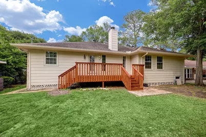 7442 Tall Pines Drive, Houston, TX 77088 - Photo 18