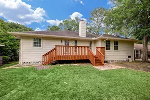 7442 Tall Pines Dr, Houston, TX 77088 - Photo 18