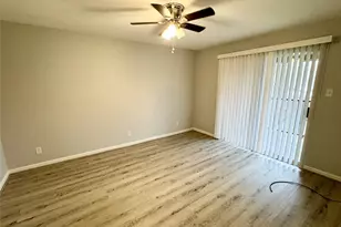 700 Thicket Ln, Houston, TX 77079 - Photo 12