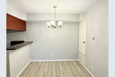 700 Thicket Lane #406, Houston, TX 77079 - Photo 6