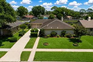 9106 Willow Meadow Dr, Houston, TX 77031 - Photo 2