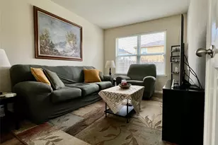 839 Westwood Glen Ln, Houston, TX 77047 - Photo 2