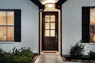 32236 Highwood Grn Ln, Conroe, TX 77385 - Photo 2