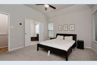 32236 Highwood Green Lane, Conroe, TX 77385 - Photo 22