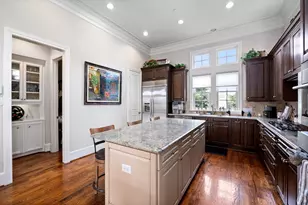 1230 W Bell St, Houston, TX 77019 - Photo 28