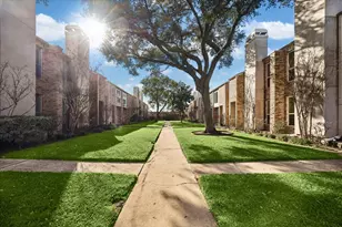 6406 Ferris Dr, Houston, TX 77081 - Photo 18