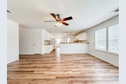 11 Orion Star Court, The Woodlands, TX 77382 - Photo 12