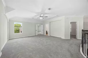 8823 Hollow Banks Ln, Houston, TX 77095 - Photo 32