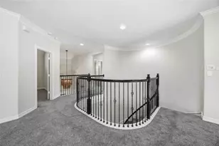 8823 Hollow Banks Ln, Houston, TX 77095 - Photo 30