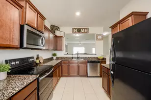1322 Emerald Stone Dr, Arcola, TX 77583 - Photo 4