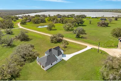 1737 Flintlock Court, Angleton, TX 77515 - Photo 42