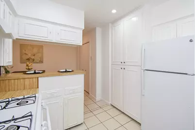 5542 Holly Street #207, Houston, TX 77081 - Photo 16