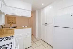 5542 Holly St, Houston, TX 77081 - Photo 16