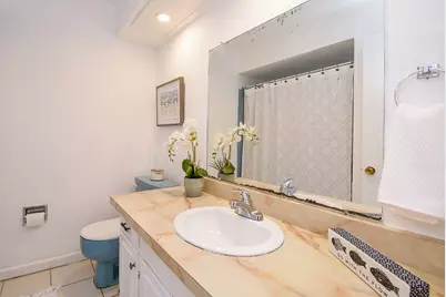 5542 Holly Street #207, Houston, TX 77081 - Photo 30