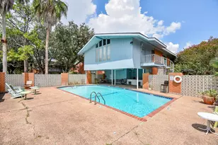 5542 Holly St, Houston, TX 77081 - Photo 32