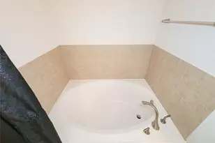 13711 Aragon Meadow Ln, Houston, TX 77049 - Photo 18