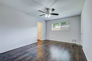 6126 Rena St, Houston, TX 77092 - Photo 18