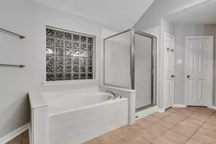 2146 Brittany Colony Dr, League City, TX 77573 - Photo 36