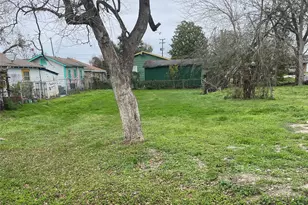 2608 Wayne St, Houston, TX 77026 - Photo 1