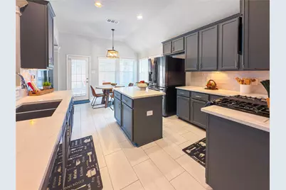 2516 Spring Landing Drive, Pearland, TX 77584 - Photo 12