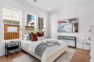 1602 Janak Garden Ln, Houston, TX 77055 - Photo 28