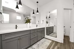 879 Rachel St, Houston, TX 77091 - Photo 32