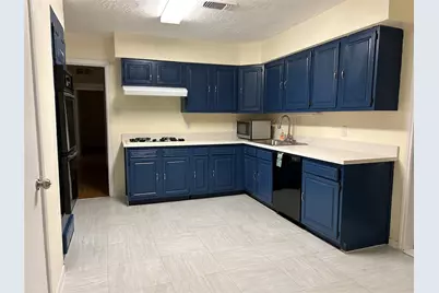 5806 Beldart Street, Houston, TX 77033 - Photo 12