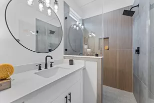 330 Neyland St, Houston, TX 77022 - Photo 22