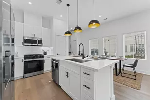 330 Neyland St, Houston, TX 77022 - Photo 14