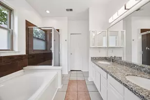 12310 Robin Mdw Cir, Stafford, TX 77477 - Photo 14