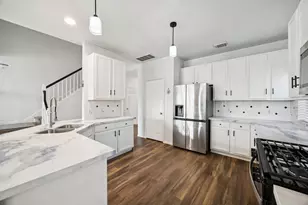 12310 Robin Mdw Cir, Stafford, TX 77477 - Photo 12