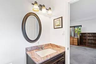 1014 E Canal Rd, Highlands, TX 77562 - Photo 26