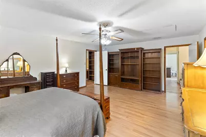 232 Laurel Street, Lake Jackson, TX 77566 - Photo 14