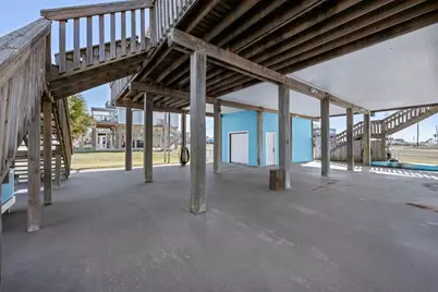 13239 Gulf Beach Drive, Freeport, TX 77541 - Photo 28