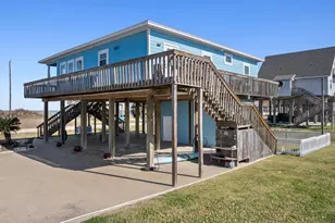 13239 Gulf Beach Dr, Freeport, TX 77541 - Photo 32