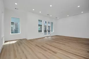 3036 Live Oak St, Houston, TX 77004 - Photo 10