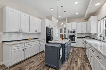 11714 Creek View Lane, Conroe, TX 77385 - Photo 12