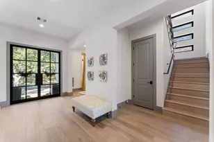 4935 Braesheather Dr, Houston, TX 77096 - Photo 4