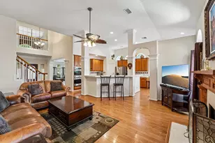 14 Serene Creek Pl, The Woodlands, TX 77382 - Photo 10