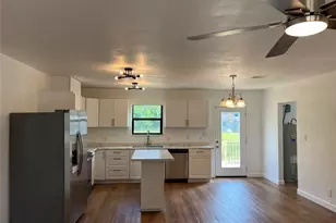 907 Daniel, Cleveland, TX 77327 - Photo 16